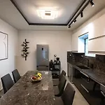 Kriton Smart 빌라
